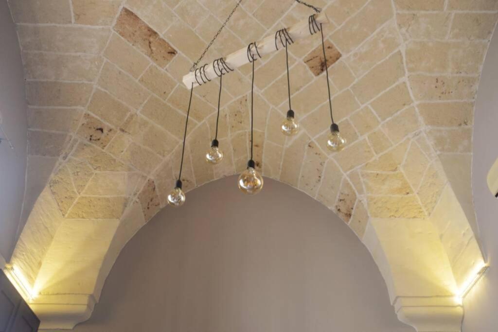Wineexperience- Wine&Jacuzzi Suite Lecce Exterior foto