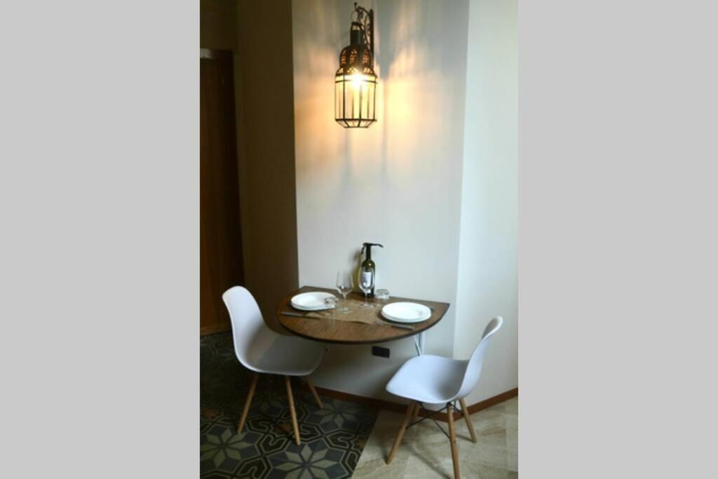 Wineexperience- Wine&Jacuzzi Suite Lecce Exterior foto