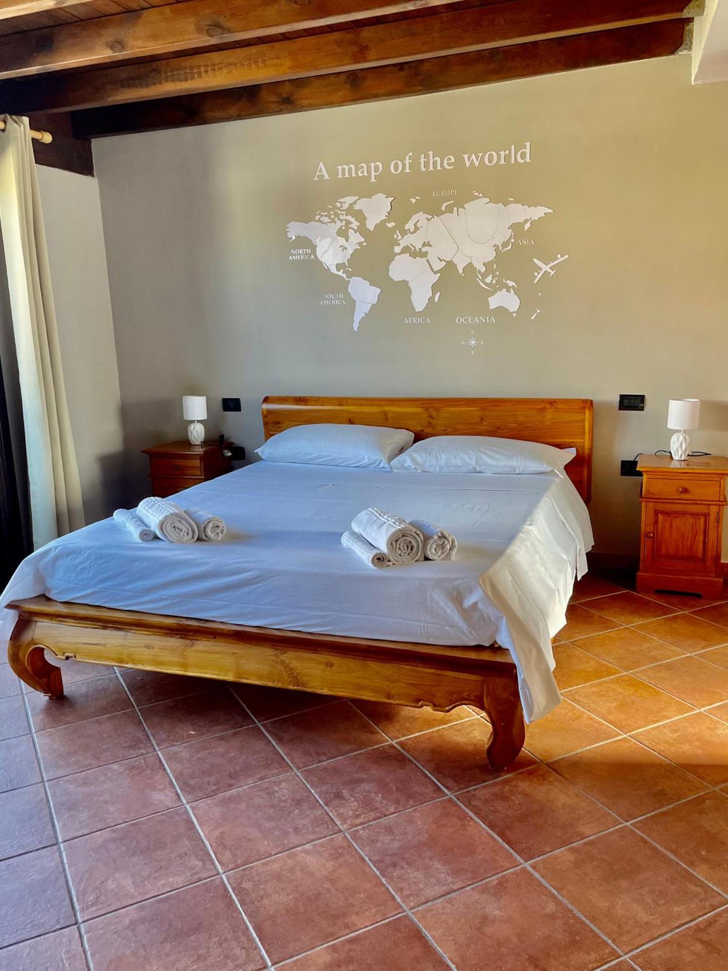 Wineexperience- Wine&Jacuzzi Suite Lecce Exterior foto