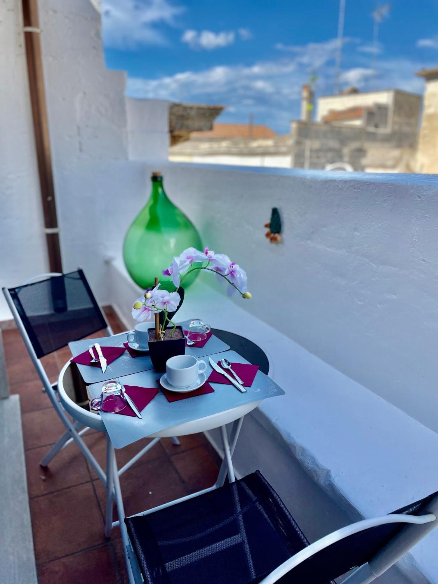 Wineexperience- Wine&Jacuzzi Suite Lecce Exterior foto